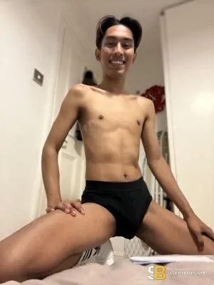 Gay Escort Roberto 22yr - sucking