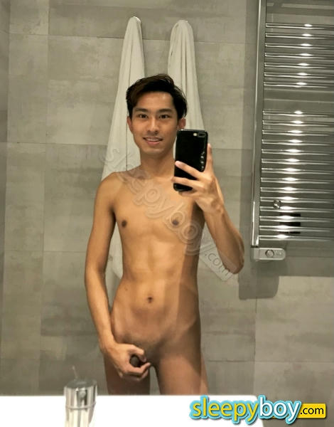 male rent boy London Roberto