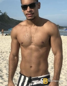 male rent boy London Kevin Xxl