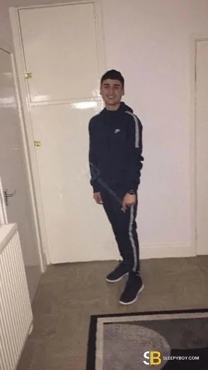 Gay Escort Luke 26yr - role