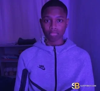 Gay Escort Jason 24yr - exhibitionist
