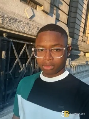 Gay Escort Jason 23yr - always safe sex