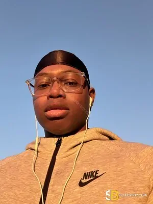 Gay Escort Jason 24yr - cum on body