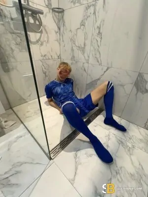 Gay Escort Angel 21yr - role