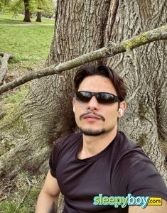 male rent boy London Santos