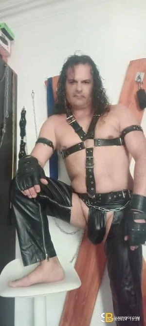 Bisexual Escort Gianni 46yr - role
