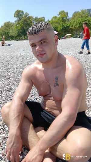Gay Escort Thomas 26yr - role
