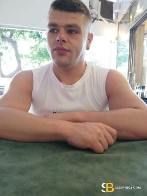 Gay Escort Thomas 26yr - role