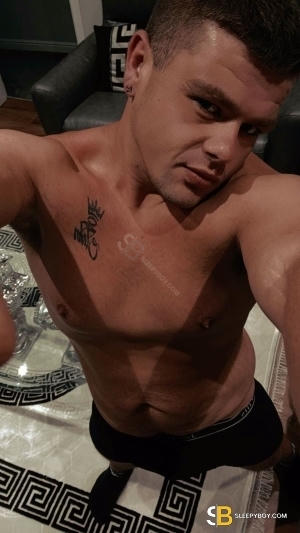 Gay Escort Thomas 26yr - role