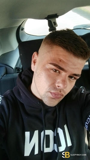 Gay Escort Daniel 27yr - licking