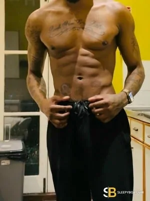 Gay Escort Mickell 31yr - double penetration