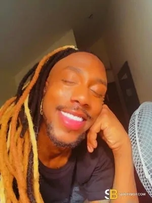 Gay Escort Mickell 31yr - trios