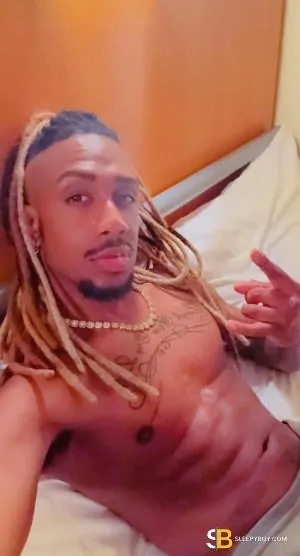 Gay Escort Mickell 30yr - role