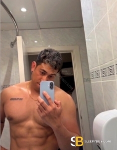 male escort Belfast Rick Thai
