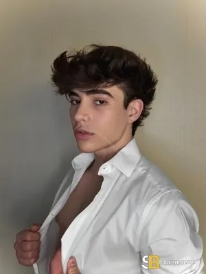 Gay Escort Jhon Evans 23yr - cum on face