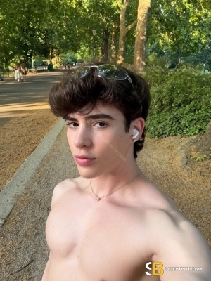 Gay Escort Jhon Evans 23yr - masseur