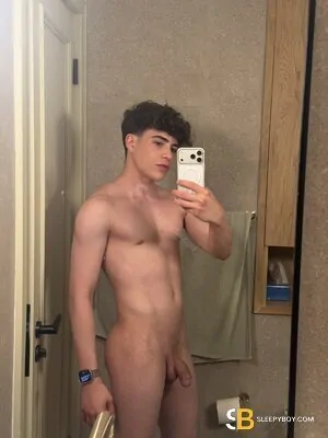 Gay Escort Jhon Evans 23yr - trio m/m