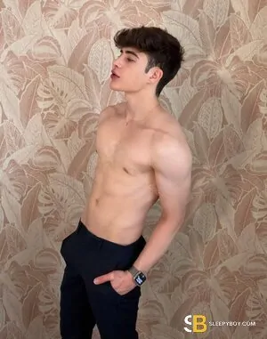 Gay Escort Jhon Evans 23yr - voyeurism