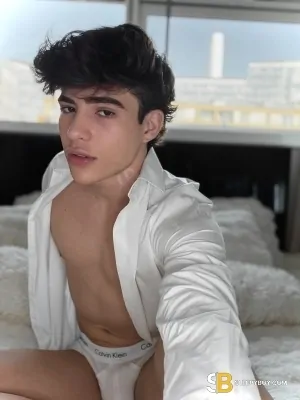 Gay Escort Jhon Evans 23yr - masseur