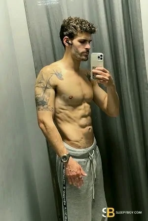 Bisexual Escort Aristotelis 27yr - role