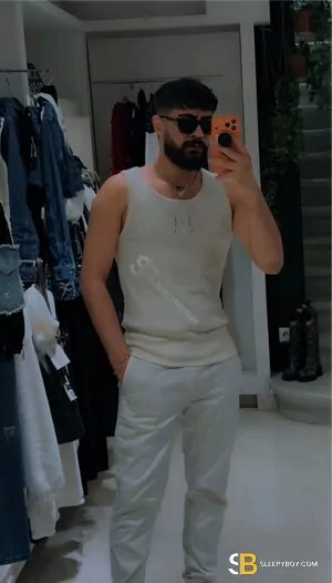 Bisexual Escort Karim😈 Xl 27yr - trios