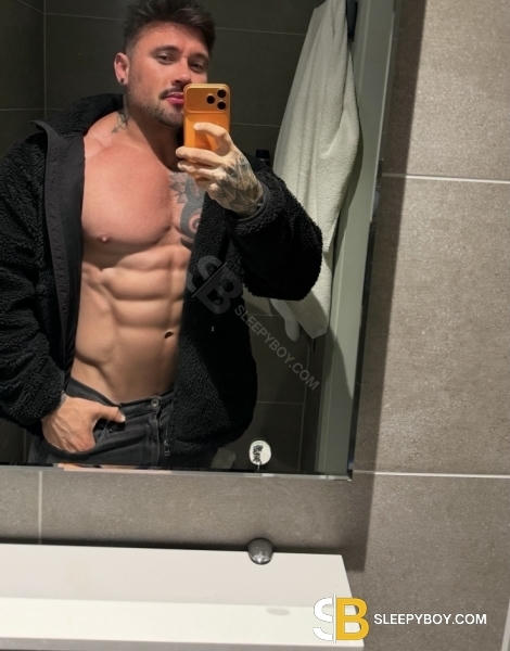 male escort Kennington Brunno