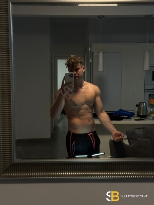 Bisexual Escort Alfie 26yr - trios