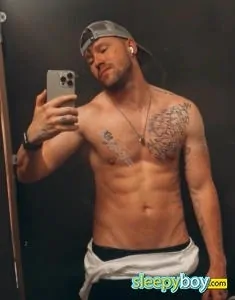 male escort Monaco James (british)