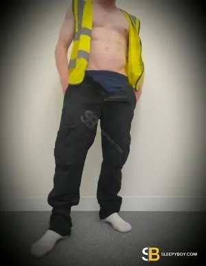 Bisexual Escort Str8 Alpha 32yr - trio m/f