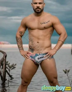 male rent boy Birmingham Matheus