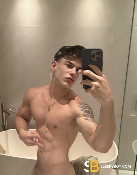 male rent boy London Edwardfitx