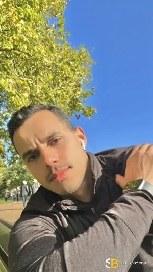 Gay Escort Bruno Melo 33yr - role