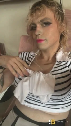 Bisexual Escort Kali 28yr - exhibitionist