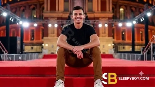 Bisexual Escort Gabriel Rossetto 28yr - licking