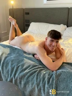 Gay Escort Tommy 21yr - double penetration