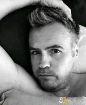 Gay Escort Ryan 41yr - role
