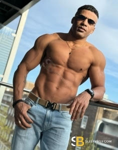 male escort Leeds Enrico Castilho