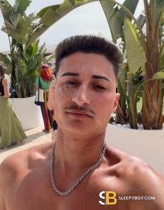 male rent boy Amsterdam Filipe