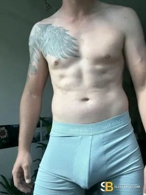 Gay Escort M; Mpb 31yr - role