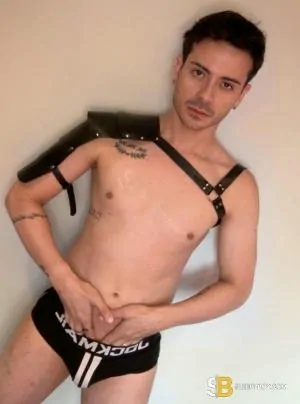 Bisexual Escort Andrew 25yr - trios