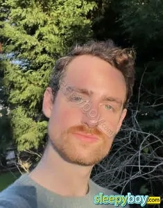 male escort Glasgow Fergus