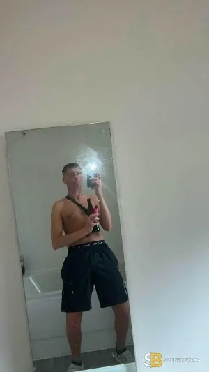 Bisexual Escort Chris 25yr - rimming