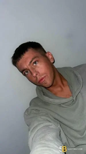 Bisexual Escort Chris 25yr - gangbang