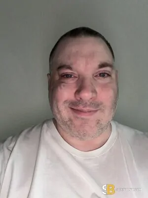 Gay Escort M 37yr - exhibitionist