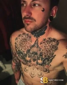 transgender (FTM) rent boy Nottingham Brody