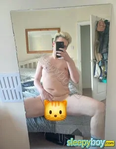 transgender (FTM) rent boy Hither Green Max