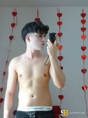 Bisexual Escort John 19yr - shaving