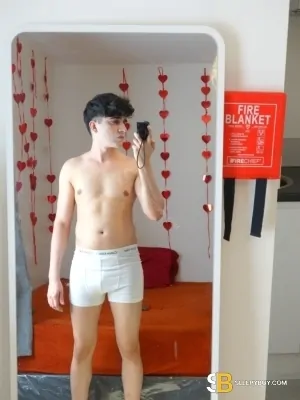 Bisexual Escort John 19yr - dirty talk