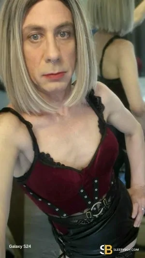 Gay Escort Hale 46yr - role