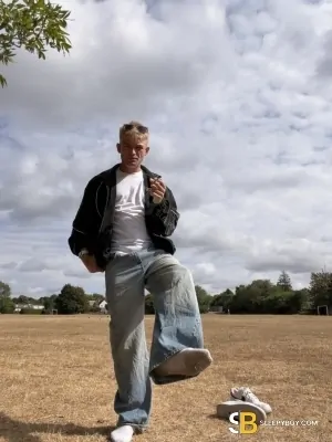 Gay Escort Jamie Holt 24yr - role